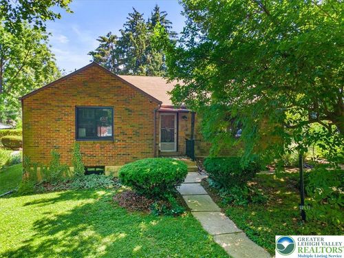 1321 W Union Blvd, BETHLEHEM, PA, 18018-3418 | Card Image