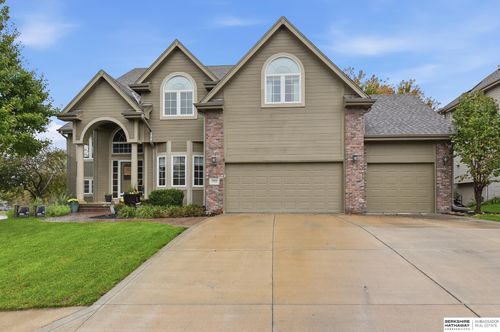 19880 Davenport St, Elkhorn, NE, 68022-4900 | Card Image