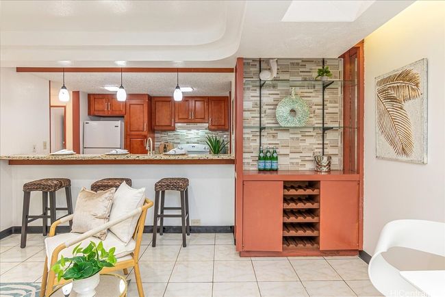 Living and Dining | Image 5