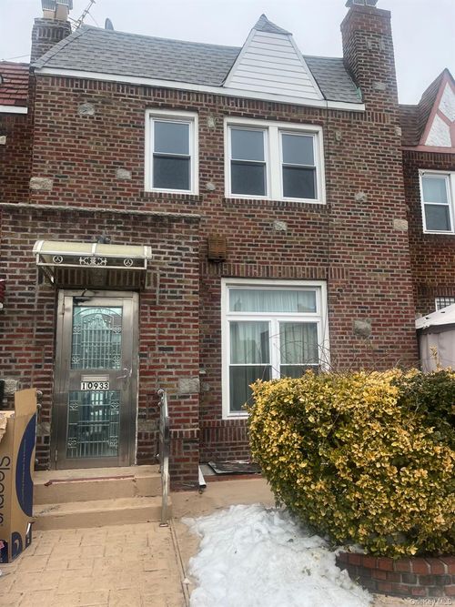 1r-25023 88th Rd, Bellerose, NY, 11426-2313 | Card Image