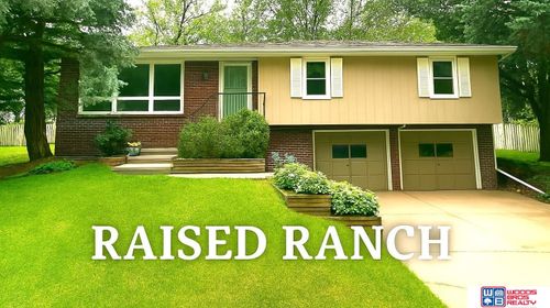 1901 Pinedale Ave, Lincoln, NE, 68506-6520 | Card Image