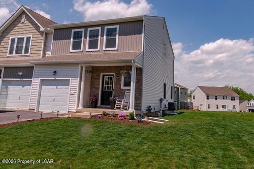 402 Mitchell Ave, Mountain Top, PA, 18707-8700 | Card Image
