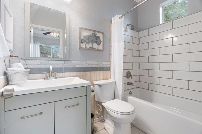 UNIT-103 - 7501 Shadowridge Run, Condo with 2 bedrooms, 3 bathrooms and 1 parking in Austin TX | Image 26