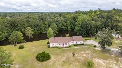 611 Moncrief Rd, Roberta, GA, 31078-5735 | Card Image
