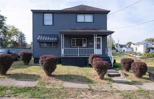 741 Griffith St, Aliquippa, PA, 15001-3127 | Card Image