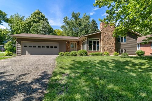 519 4th Street Sw, Madelia, MN, 56062 | Card Image