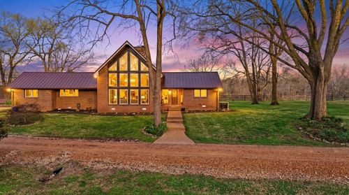 2830 Lockertsville Rd, Ashland City, TN, 37015-6008 | Card Image