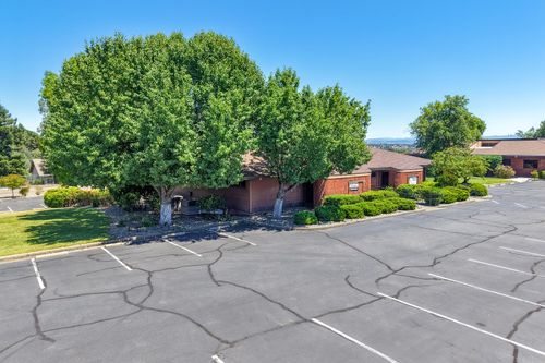 b-2632 Edith Ave, Redding, CA, 96001-3031 | Card Image