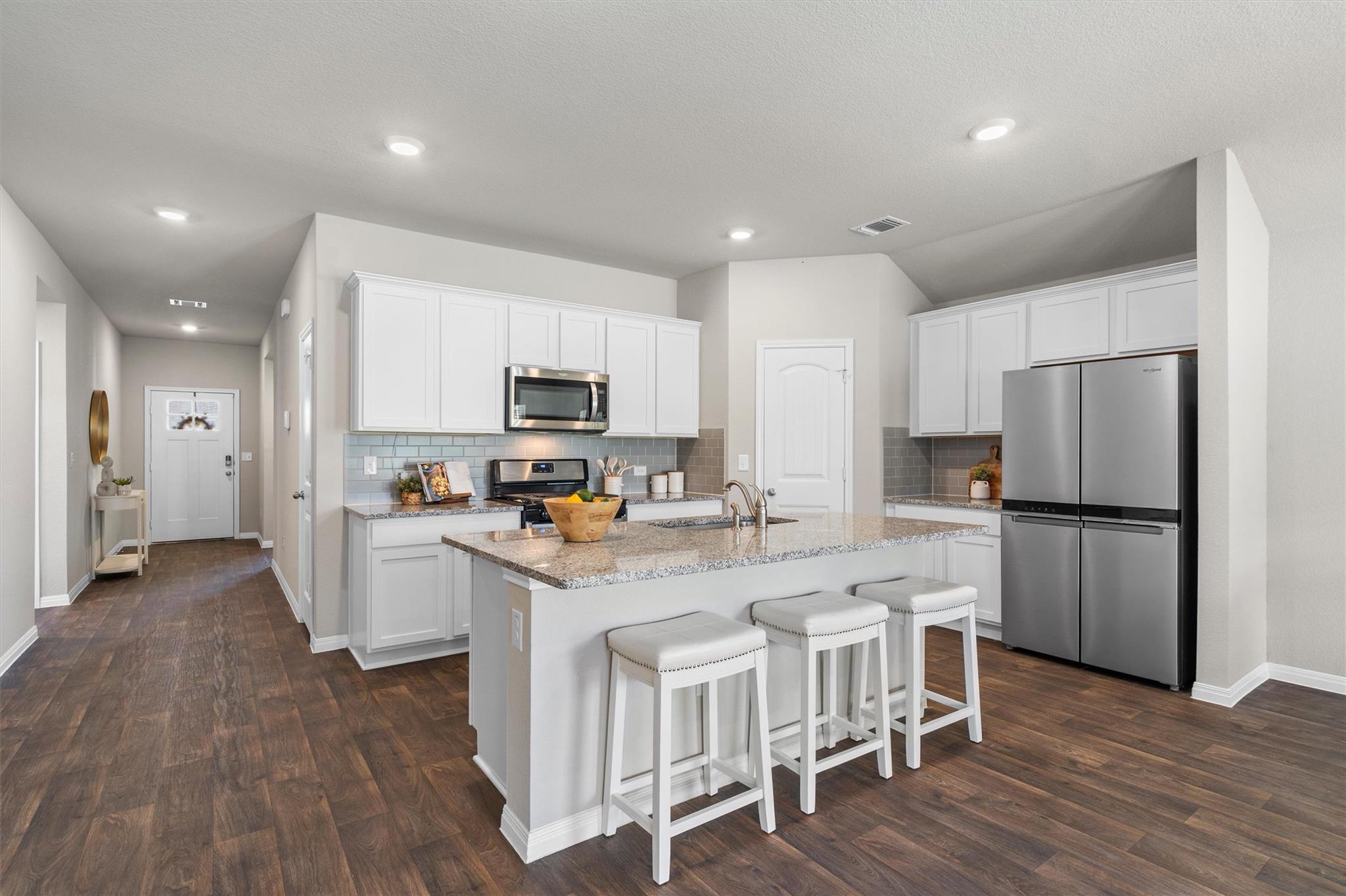 Residential in Manor 5