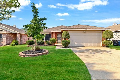 5713 Glenshee Dr, Fort Worth, TX, 76135-1454 | Card Image