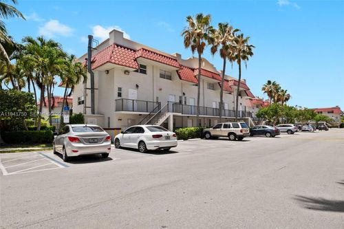 apt-406-6703 N Kendall Dr, Pinecrest, FL, 33156-1779 | Card Image