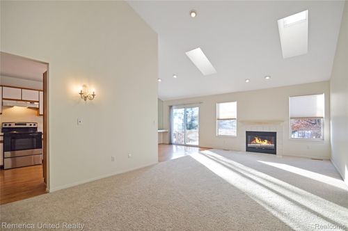 263 Whispering Hl, Commerce Township, MI, 48390-3960 | Card Image