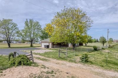 27018 Highway 5, House other with 3 bedrooms, 2 bathrooms and null parking in Lebanon MO | Image 3