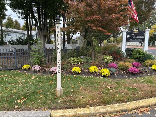 apt-1a-21 Arch Ln, Islip, NY, 11751-3369 | Card Image