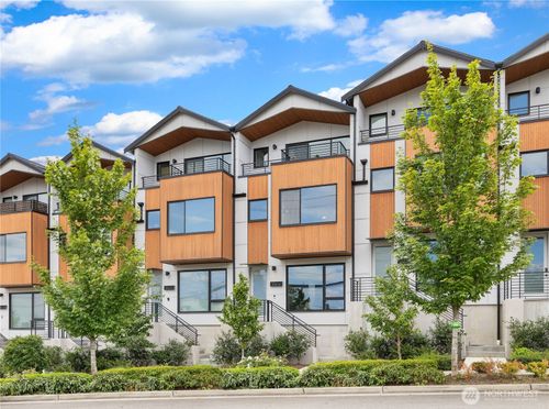 e-3901 S Cloverdale St, Seattle, WA, 98118-4502 | Card Image