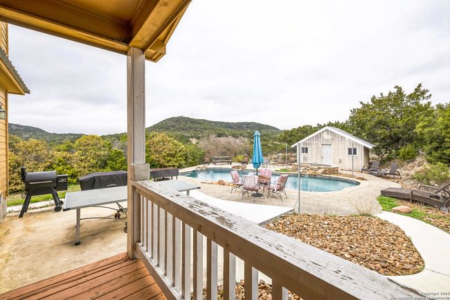 1167 Pipe Springs Dr, House other with 4 bedrooms, 4 bathrooms and null parking in Lakehills TX | Image 15