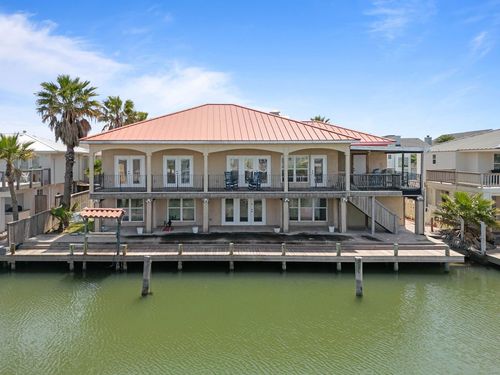 15 Curlew Dr, Rockport, TX, 78382-3713 | Card Image