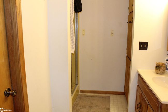 108 N Bloomfield Ave, House other with 4 bedrooms, 3 bathrooms and null parking in Bloomfield IA | Image 19