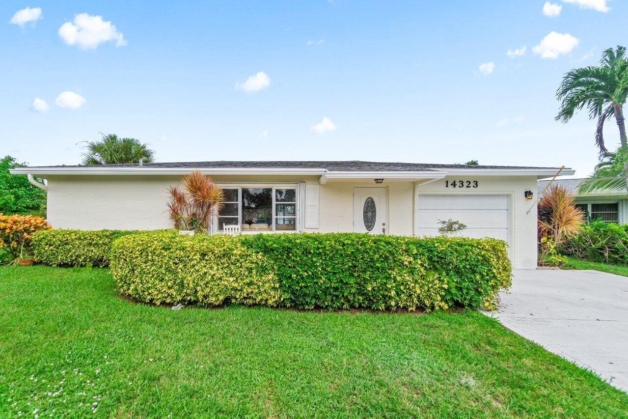 Amapola Dr, Delray Beach, FL 33484