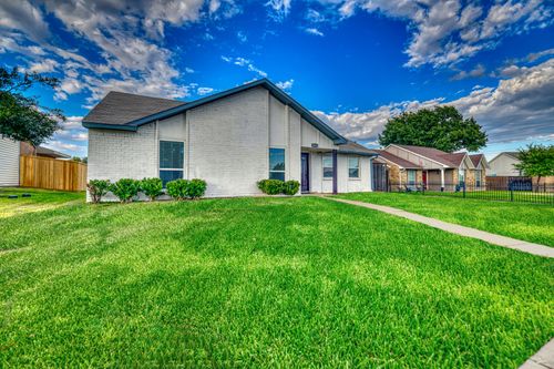 2513 Poplar Trl, Garland, TX, 75042-5640 | Card Image