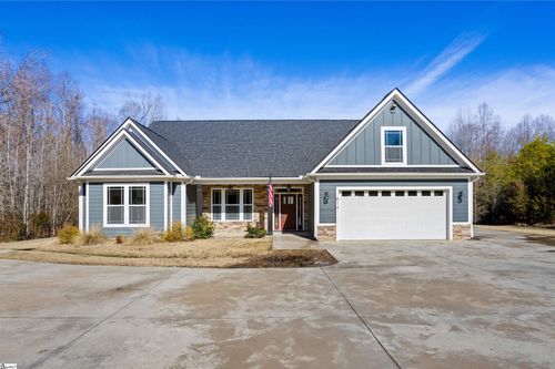 814 Campobello Gramling School Rd, Campobello, SC, 29322-8438 | Card Image