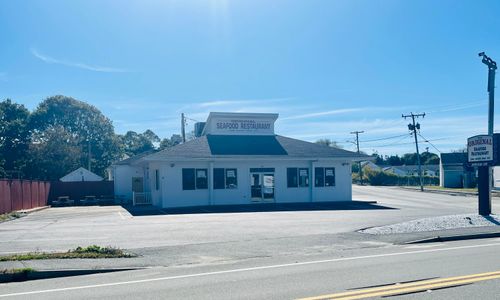 527 Main St, Dennis Port, MA, 02639-1306 | Card Image