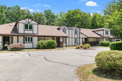 33 Chandler Dr, Atkinson, NH, 03811-2100 | Card Image