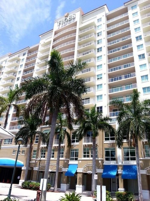 apt-623-3020 Ne 32nd Ave, Fort Lauderdale, FL, 33308-7226 | Card Image