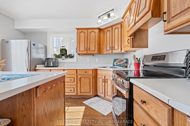 2492 County Rd 41, House other with 3 bedrooms, 2 bathrooms and 6 parking in Roblin ON | Image 14