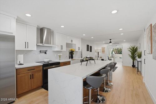 7105 N Via De Paesia, Scottsdale, AZ, 85258-3706 | Card Image