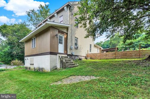 450 River Dr, York Haven, PA, 17370-9045 | Card Image