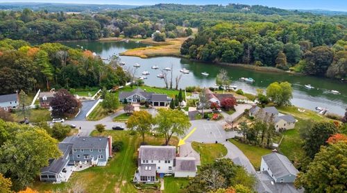 11 Spillers Ln, Ipswich, MA, 01938-2429 | Card Image