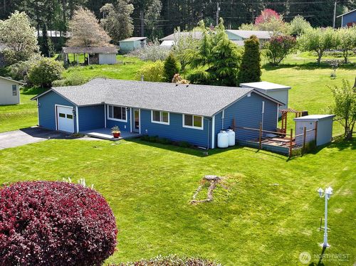 480 Hazelwood Dr, Oak Harbor, WA, 98277-7718 | Card Image