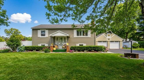 125 Pondview Dr, Ludlow, MA, 01056-3251 | Card Image