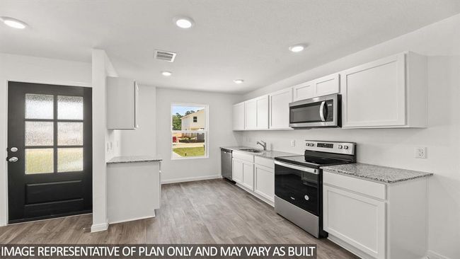 12346 Sword Point Ct, House other with 2 bedrooms, 1 bathrooms and null parking in Willis TX | Image 5