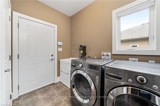 37 Conger Dr, House other with 2 bedrooms, 4 bathrooms and 6 parking in Wellington ON | Image 27