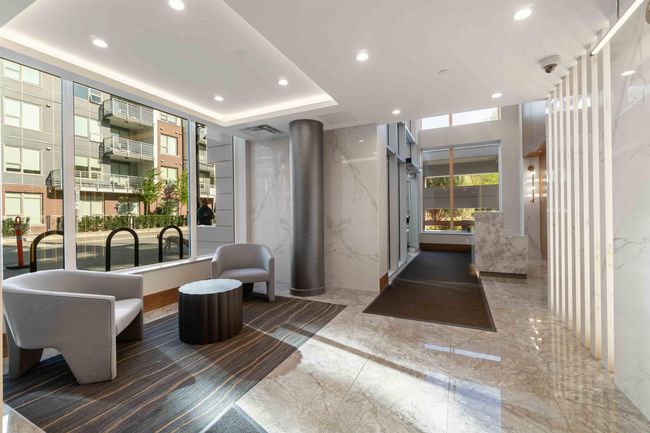 Lobby featuring visible vents | Image 5