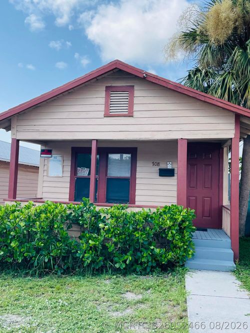 706 7th St, West Palm Beach, FL, 33401-3830 | Card Image