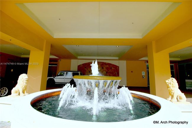 APT-906 - 17555 Atlantic Blvd, Condo with 2 bedrooms, 2 bathrooms and null parking in Sunny Isles Beach FL | Image 41