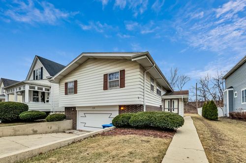 4228 Western Ave, Western Springs, IL, 60558-1324 | Card Image