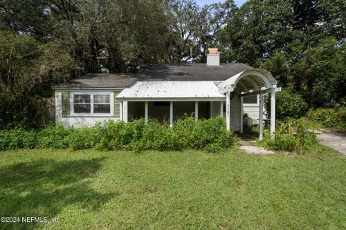 3702 Orlando Cir W, JACKSONVILLE, FL, 32207-6143 | Card Image