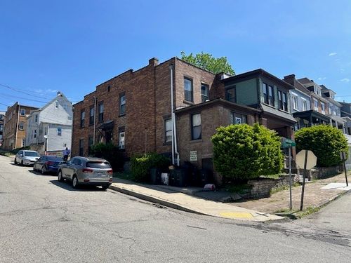 2201 Hawthorne Ave, Swissvale, PA, 15218-2113 | Card Image
