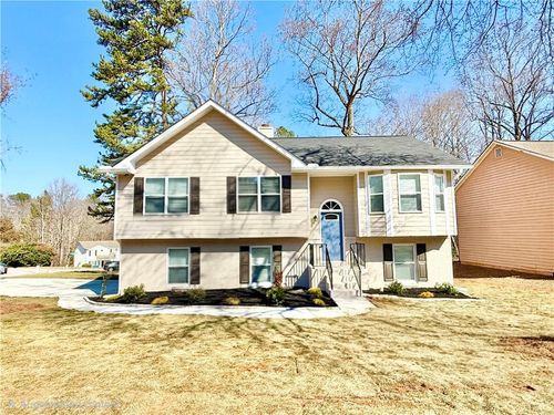 6012 Happy Trails Ct, Lithonia, GA, 30058-8352 | Card Image