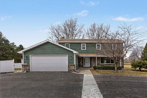 3002 N Maple Tree Ln, Wadsworth, IL, 60083-9208 | Card Image