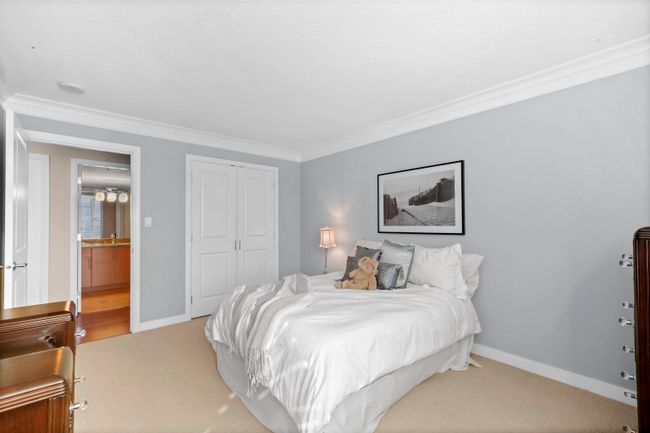 2203 - 288 Ungless Way, Condo with 3 bedrooms, 2 bathrooms and 2 parking in Port Moody BC | Image 23