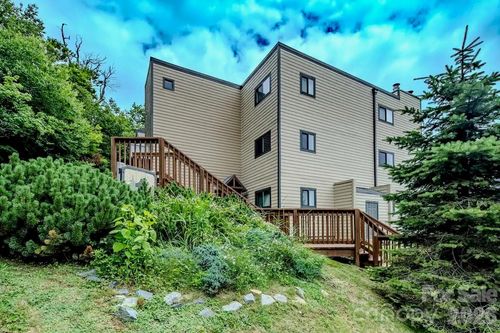 101 Sugar Ski Dr, Sugar Mountain, NC, 28604-7145 | Card Image