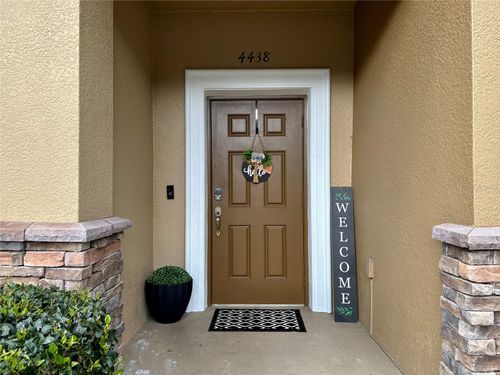 4438 Fennwood Ct, WESLEY CHAPEL, FL, 33543-5469 | Card Image