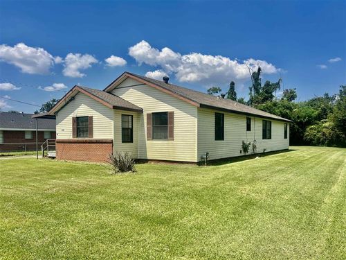 108 W 15th St, Lake Charles, LA, 70601-7216 | Card Image