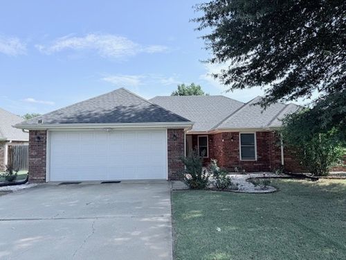 703 Windsor Ln, Bentonville, AR, 72712-3521 | Card Image