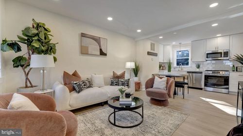 5543 Central Ave Se, WASHINGTON, DC, 20019-6588 | Card Image